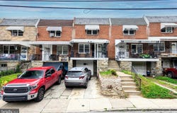 268 HAMPDEN RD, UPPER DARBY, PA 19082
