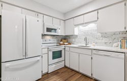 850 Mallery Street, St. Simons Island, GA 31522