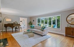 30 Trundy Road, Cape Elizabeth, ME 04107