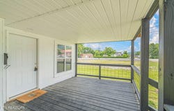 328 N Chamberlain Ave, Rockwood, TN 37854