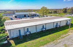 1700 W MAIN Street, Fairfield, IL 62837