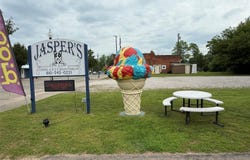 6400 Detroit Street, Otter Lake, MI 48464