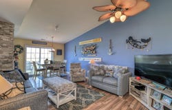 78 Windjammer Dr Dr, Somers Point, NJ 08244