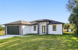 6007 Nora Avenue N, Lehigh Acres, FL 33971