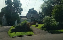 99 Woodbury Avenue, Stamford, CT 06907