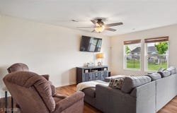 1508 E Euclid Avenue, Indianola, IA 50125