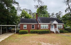 307 Pressley Ave., Kingstree, SC 29556