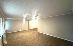 1012 S Lawn Street, Hale Center, TX 79041
