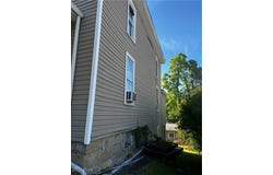 422 Whitely Street, Bridgeport, OH 43912