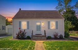 16 Eisenhower Avenue, Spotswood, NJ 08884