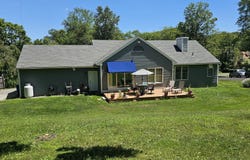 129 Oakbrook Lane, Torrington, CT 06790