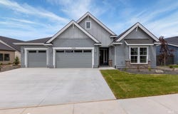2526 E Wickham Dr, Meridian, ID 83642