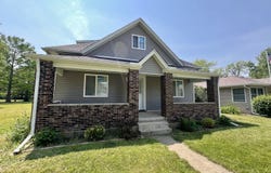 418 S Main Street, Rankin, IL 60960