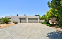 8217 INDIGO Court NE, Albuquerque, NM 87122