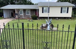 5318 Flagstone Court, Fayetteville, NC 28303