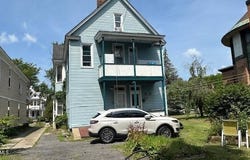 1054 Park Avenue, Schenectady, NY 12308