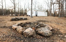 13370 Groves Drive, Plato, MO 65552