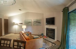 522 Riddle Road, Cincinnati, OH 45220
