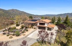 20875 Oak Street, Tehachapi, CA 93561