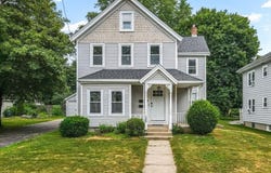 135 Cottage St, Norwood, MA 02062