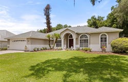 1521 EDGEWATER DRIVE, MOUNT DORA, FL 32757