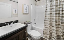 820 South Pine St, Hastings, NE 68901