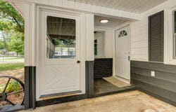 1317 S Willow Avenue, Springfield, MO 65804