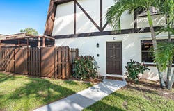 148 WEYBRIDGE Circle, Royal Palm Beach, FL 33411