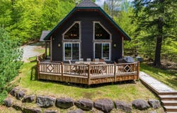 207 Maple Lodge Road, Blue Mountain Lake, NY 12812