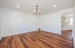 6 Valiant Court, Mount Sinai, NY 11766