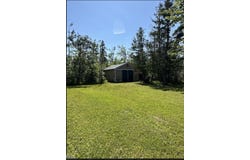 16865 Grace Harbor, Millersburg, MI 49759
