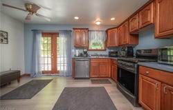 440 Lyons Avenue, East Palestine, OH 44413