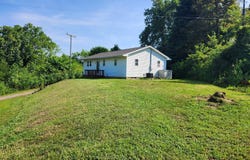 758 River Road, Waverly, OH 45690
