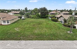 316 SE 21st Avenue, Cape Coral, FL 33990
