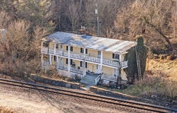 3229 RAILSTOP RD, MARKHAM, VA 22643