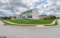 1201 FALLS GROVE LANE, YORK, PA 17404