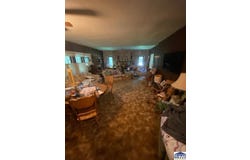 864 S Hilltop Dr, Spencer, IN 47460