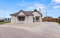 1212 N Fulton Avenue, Lubbock, TX 79416