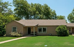 206 E Park, Italy, TX 76651