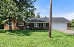 52 College Ct, Campbellsburg, KY 40011