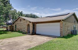 905 Redbud Street, Crowley, TX 76036