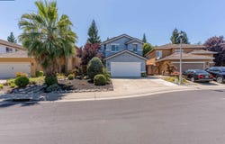 5230 Bay St, Rocklin, CA 95765