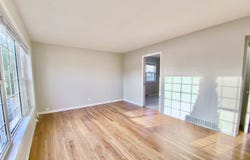 16419 School Street, South Holland, IL 60473