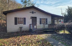 4012 5th Street Road, Huntington, WV 25701