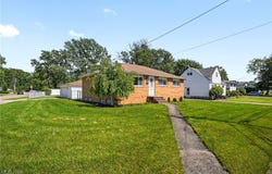 6401 Scott Drive, Brook Park, OH 44142