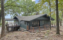 858 Dave Creek Parkway, Fairfield Bay, AR 72088