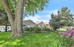 1119 S 5th Avenue E, Newton, IA 50208