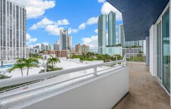 275 NE 18th St, Miami, FL 33132