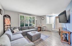 863 VENUS Drive, GREEN BAY, WI 54311