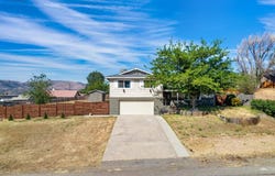 22150 Buena Vista Street, Tehachapi, CA 93561